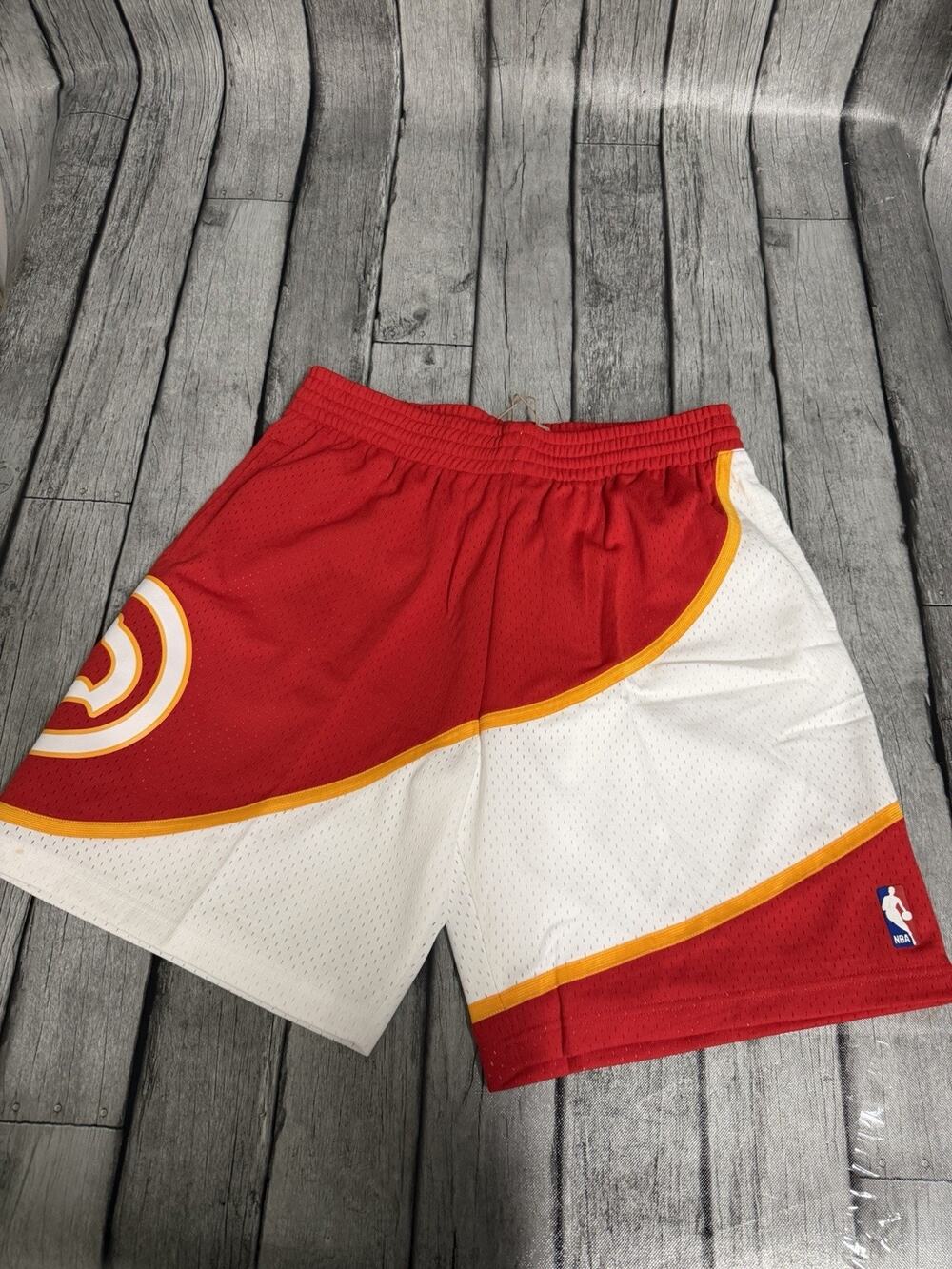 NWT Men’s Mitchell & Ness Atlanta Hawks ‘86 Swingman Shorts Sz XL Red/ White